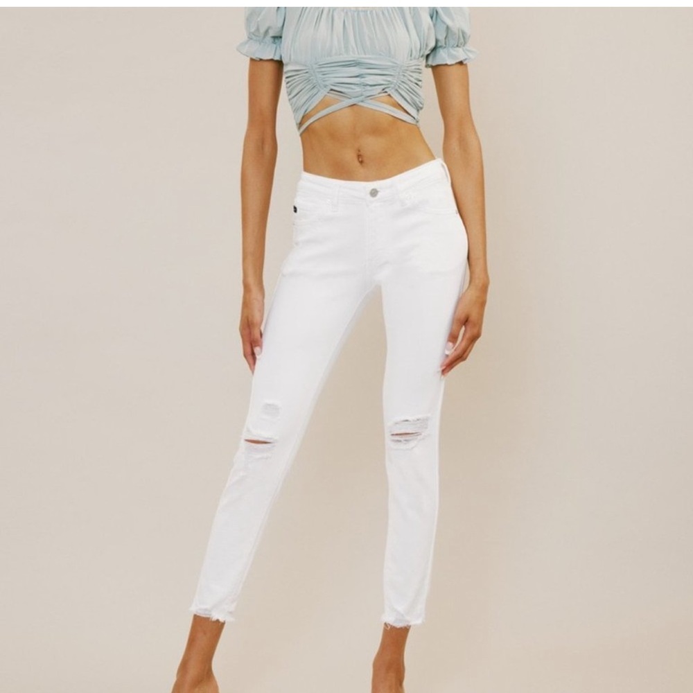 KanCan mid rise distress ankle skinny- junior 9